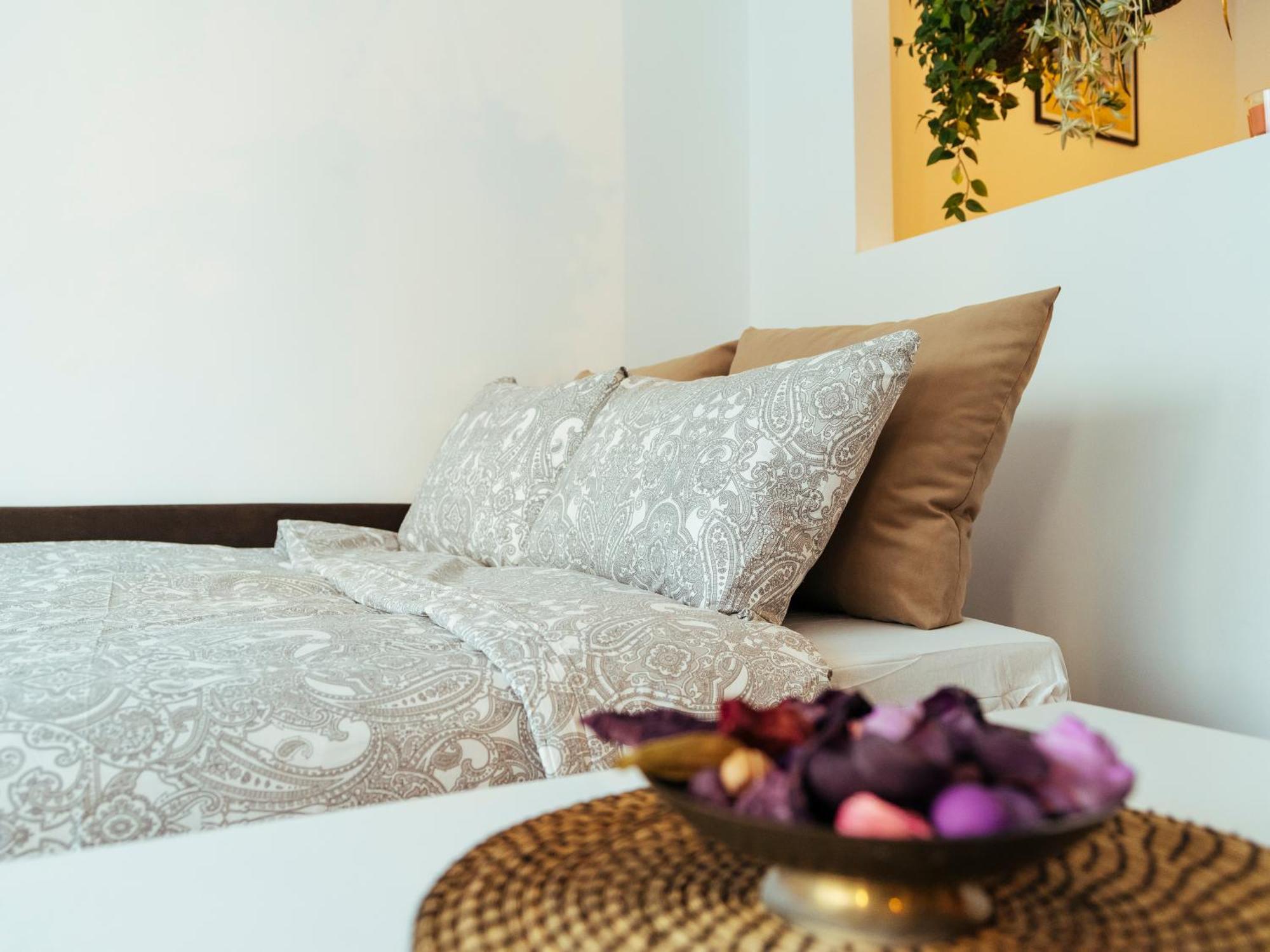 Central Old Town Studio - Historic Area Bucureşti Ngoại thất bức ảnh